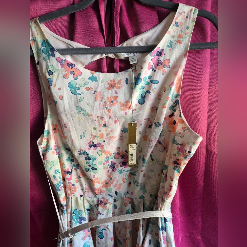Floral Sleeveless Dress With Open Back P2P 19 Waist 14 Length 35
